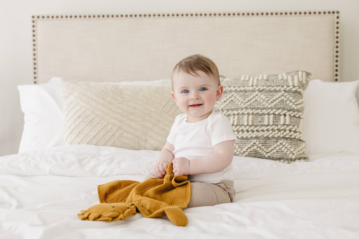 Toffee Lion Organic Cotton Muslin Lovey Blanket