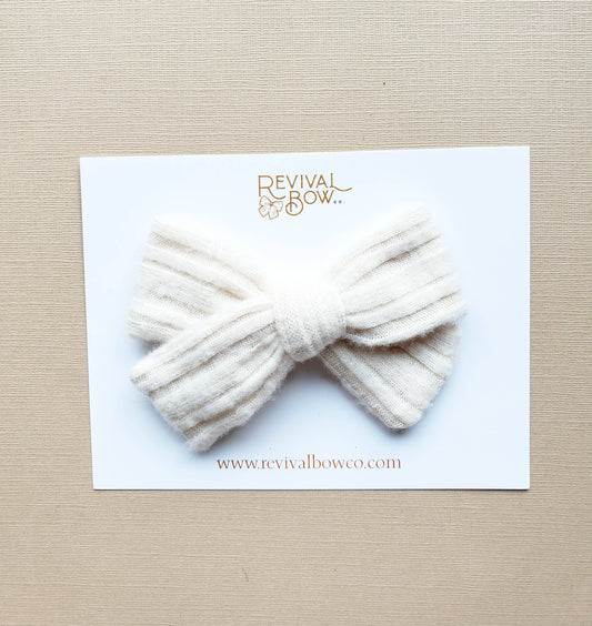 Classic Fabric Bow on Clip• Soft Cream Stripe