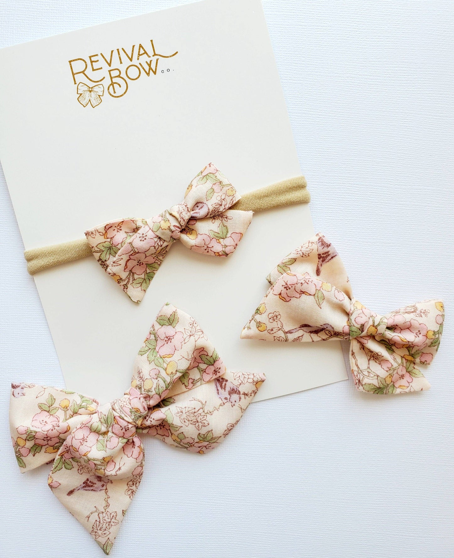 Large Pinwheel Vintage Floral Bow on Alligator Clip
